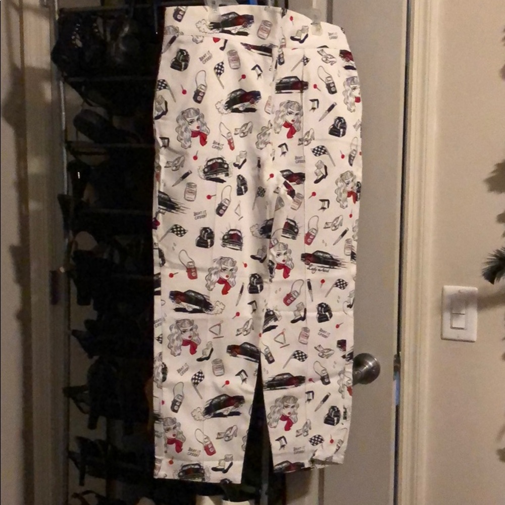 Pinup Couture White Cropped Pants with Retro Print